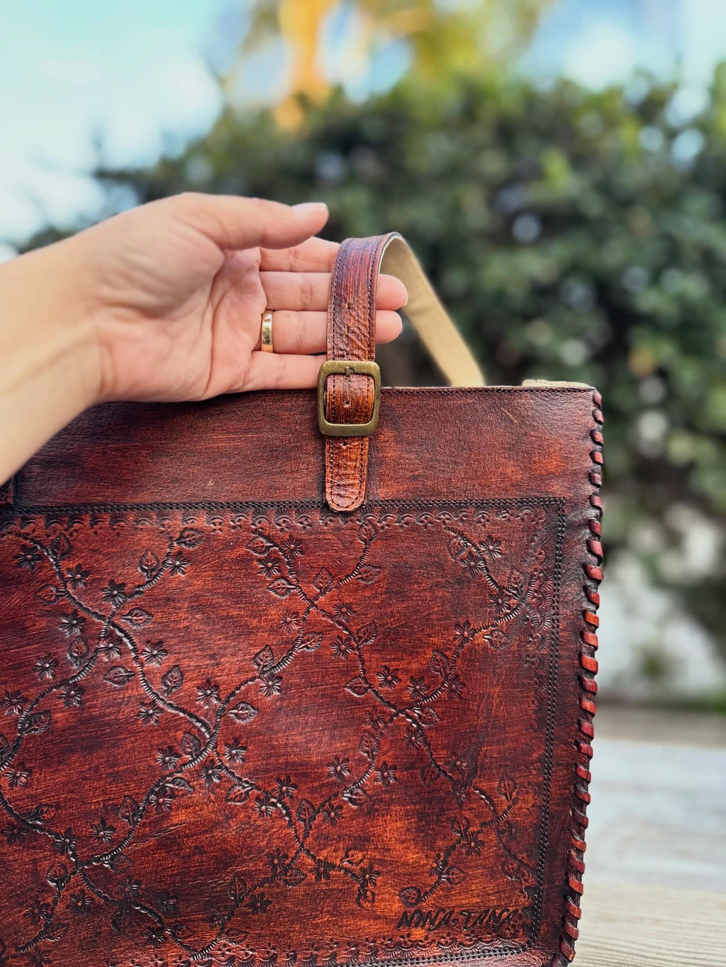 Rosa del Desierto Embossed Tote - Large
