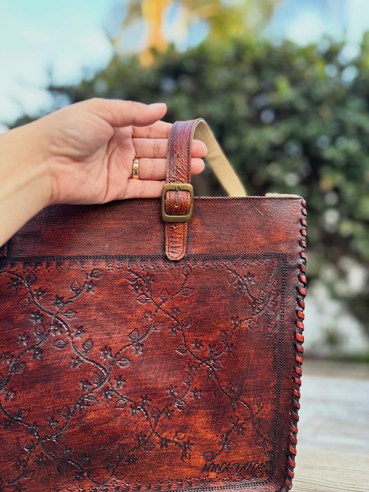 Rosa del Desierto Embossed Tote - Large